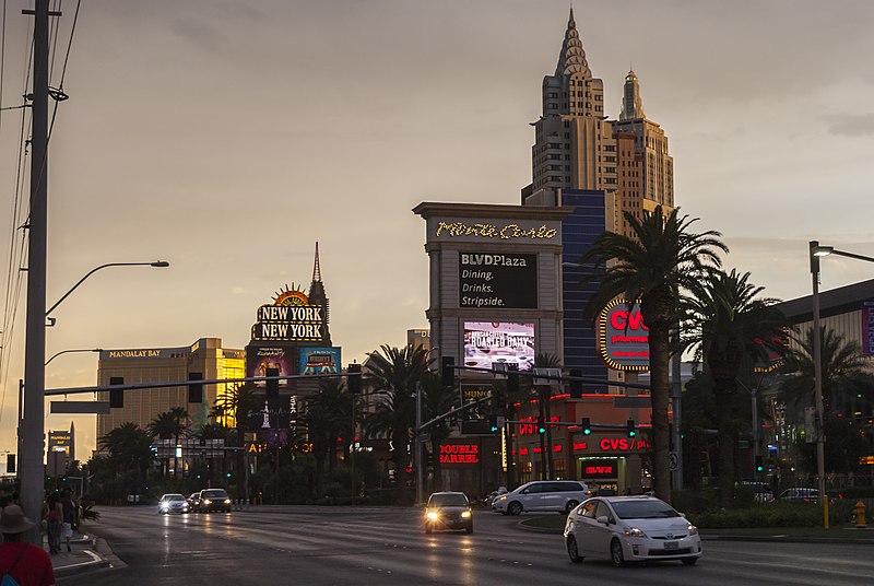 Vegas Summer Night